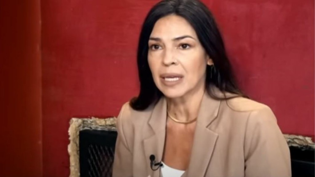 “Λύγισε” η Ναταλία Δραγούμη μιλώντας για τον θάνατο του πατέρα της – “Είναι μια τεράστια πληγή” (vid)