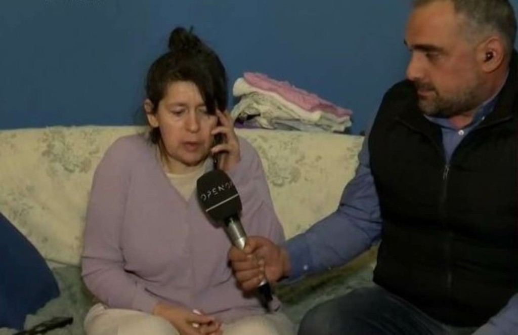Σοκάρει η καταγγελία 50χρονης με κινητικά προβλήματα – Έχασε το σπίτι της και μπήκαν από το μπαλκόνι για να τη διώξουν