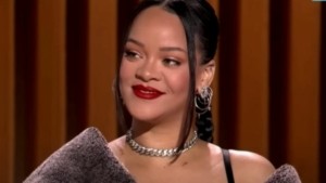 Μητέρα για τρίτη φορά η Rihanna – Το φύλο του μωρού και η τρυφερή ανάρτηση (Φωτογραφίες)