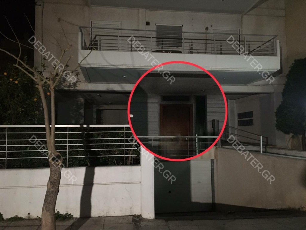 Φωτιά σε διαμέρισμα στην Αγία Παρασκευή από ηλεκτρική κουβέρτα – Ένας εγκαυματίας