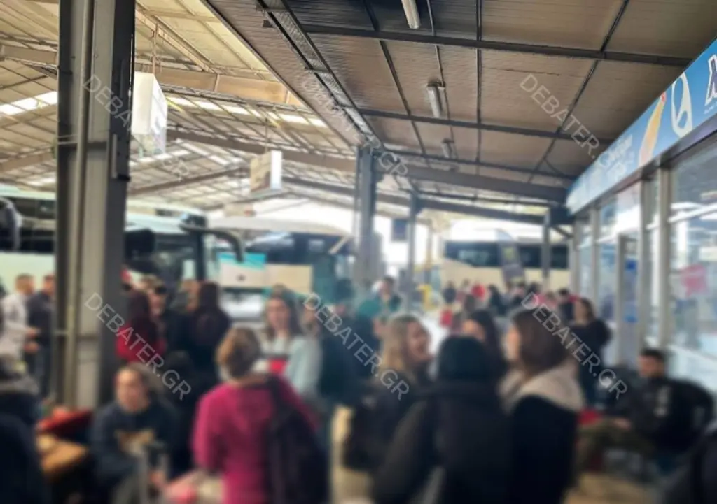Φεύγουν και οι τελευταίοι εκδρομείς του τριημέρου – Αυξημένη κίνηση σε εθνικές οδούς, ΚΤΕΛ και λιμάνια