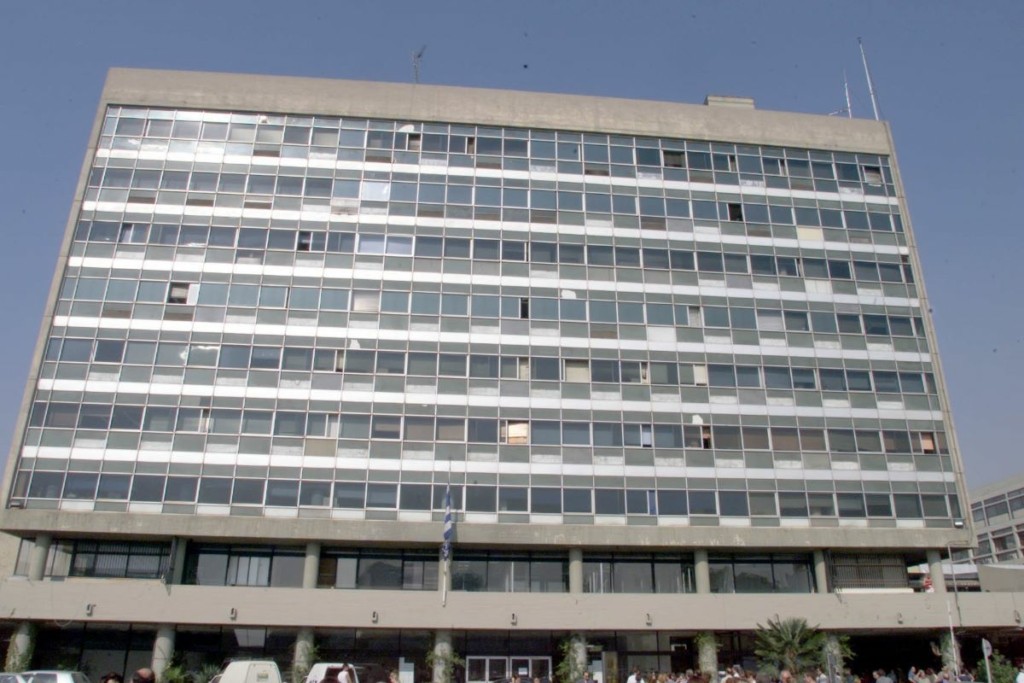 “Βιώνουμε τη μεγαλύτερη τραγωδία στην ιστορία του ΑΠΘ” – Έχασαν τη ζωή τους 9 φοιτητές στα Τέμπη