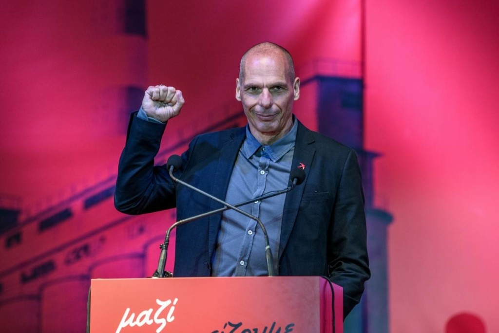 Ενώπιον του εισαγγελέα ο 17χρονος που συνελήφθη για την επίθεση στον Βαρουφάκη