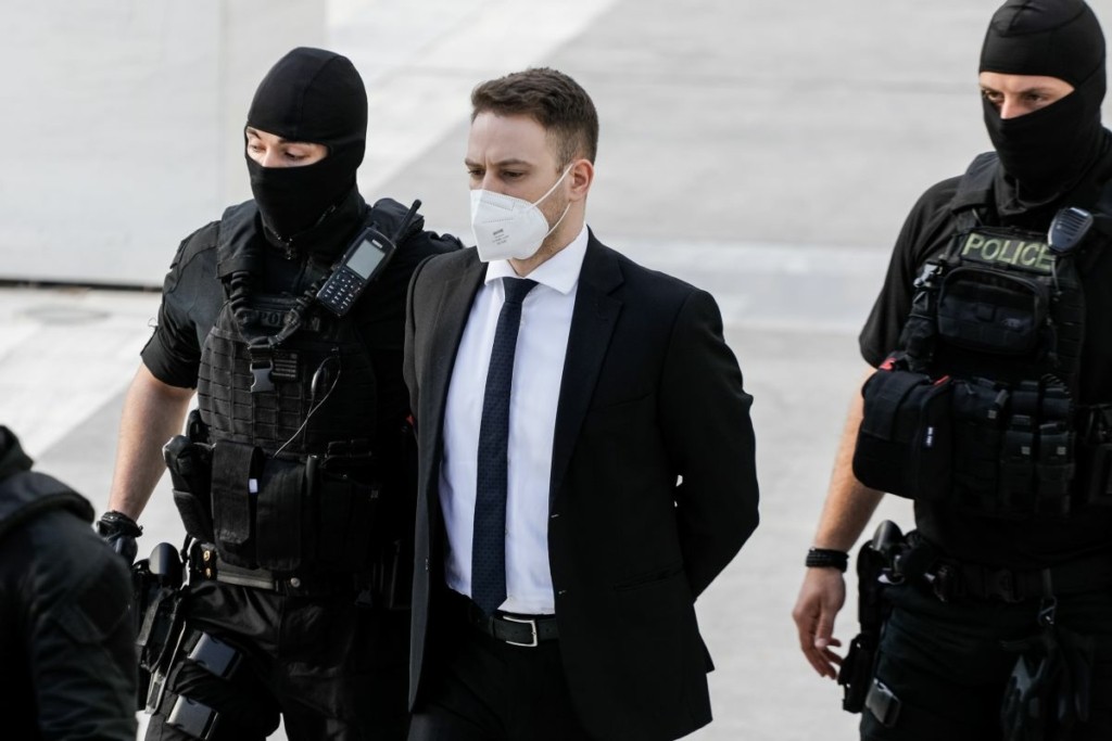Έγκλημα στα Γλυκά Νερά – Ξανά μπροστά στους δικαστές ο Αναγνωστόπουλος – Ευελπιστεί να μειωθεί η ποινή του