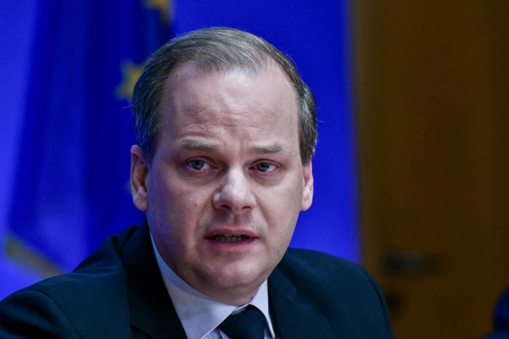 Καραμανλής για Τέμπη – “Όλα θα ερευνηθούν, τίποτα δεν έχει σημασία μπροστά στις ζωές που χάθηκαν”