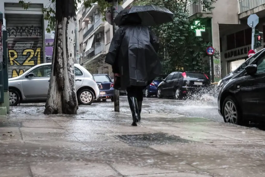 Έκτακτο δελτίο επικίνδυνων καιρικών φαινομένων: 48ωρο με βροχές, καταιγίδες και χαλάζι – Πού θα “χτυπήσουν”