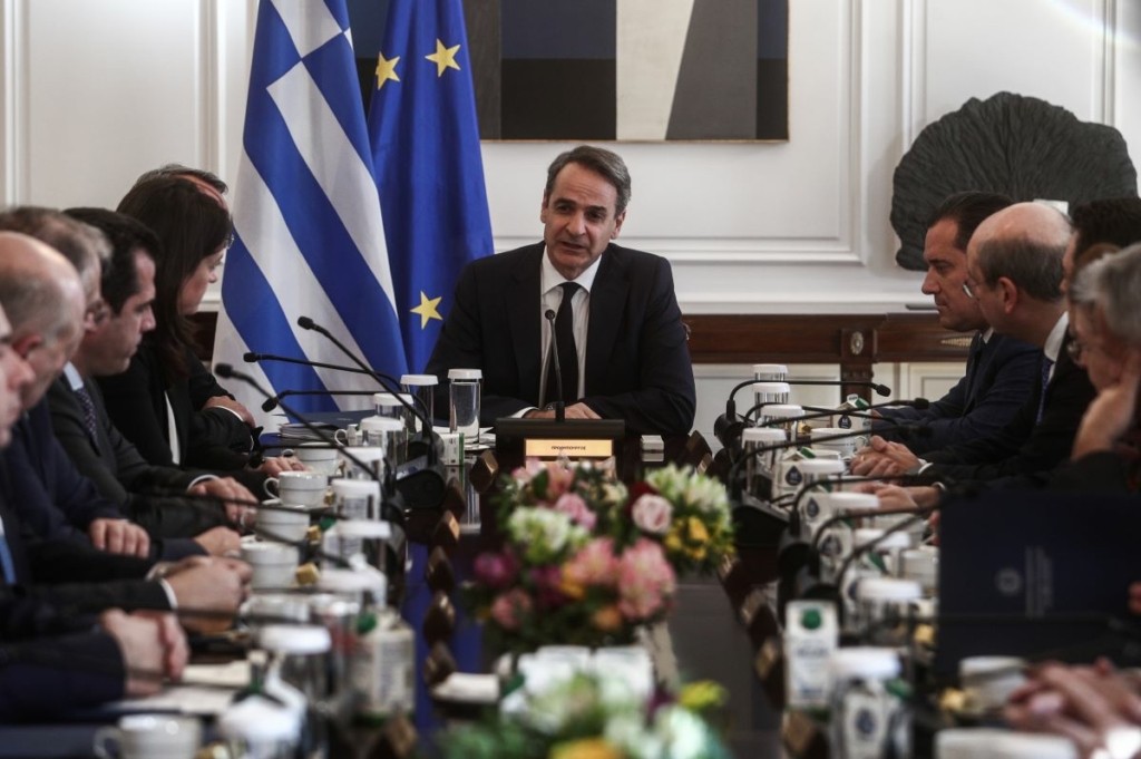 Αναβάλλεται το Υπουργικό Συμβούλιο της Παρασκευής λόγω της σύγκρουσης των τρένων στα Τέμπη