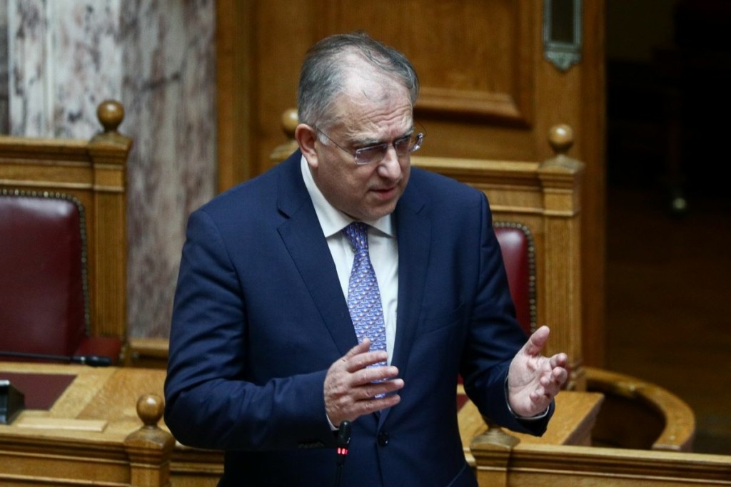 Ενισχύονται οι δυνάμεις της Αστυνομίας στη Μύκονο – Το μήνυμα του Τάκη Θεοδωρικάκου