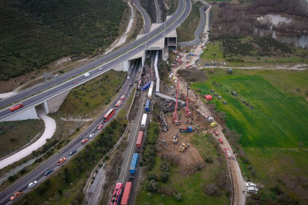 Σύγκρουση τρένων στα Τέμπη