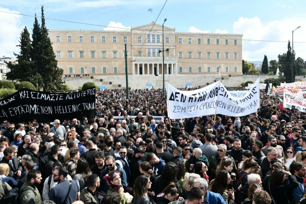 Νέος κύκλος συλλαλητηρίων την Κυριακή για την εθνική τραγωδία στα Τέμπη