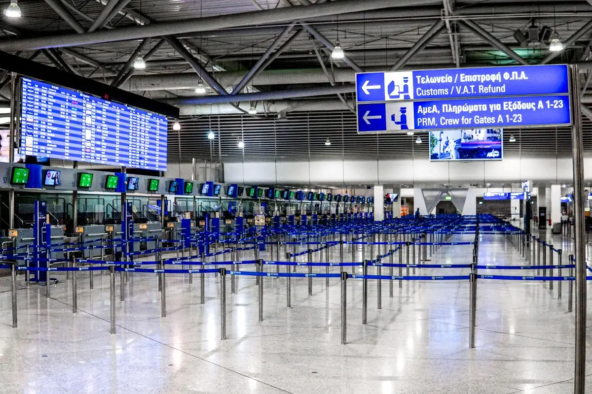 Τεράστια αναμονή στο Ελ. Βενιζέλος για 180 άτομα – Καθυστέρηση της πτήσης για Άμπου Ντάμι