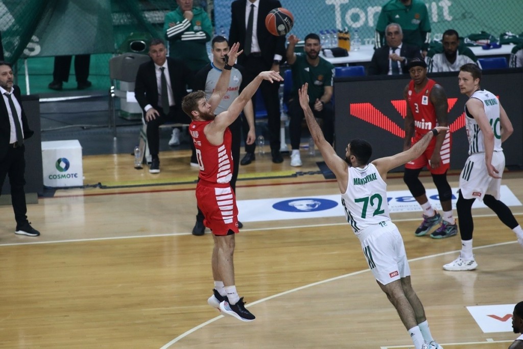 Πέρασε από το ΟΑΚΑ (ξανά) ο Ολυμπιακός – Στο 12-0 οι “ερυθρόλευκοι”