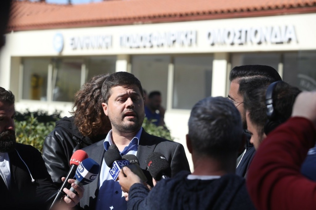 Σοβαρότατη καταγγελία του Στιβ Μπένετ και αποκάλυψη Γκαγκάτση – Διαιτητής αυτοπροτάθηκε για το Ολυμπιακός-ΠΑΟΚ