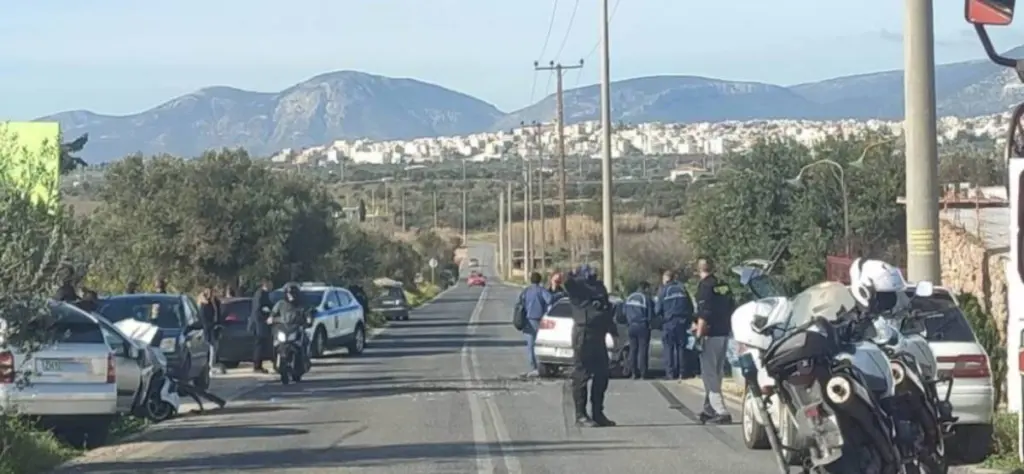 Θανατηφόρο τροχαίο στα Σπάτα – Νεκρή 57χρονη