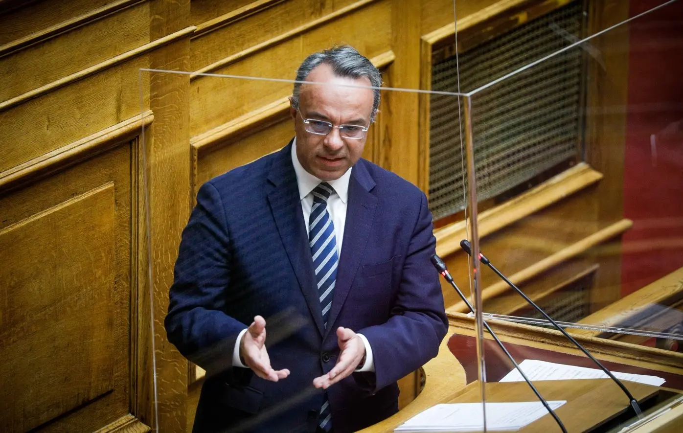 “Ανοίγουν μέχρι την Παρασκευή οι αιτήσεις για τις 120 δόσεις” – To σχόλιο του Σταϊκούρα για τις συντάξεις