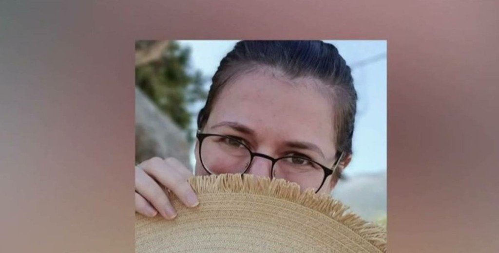 Έκπληκτοι οι γείτονες της Ρωσίδας κατασκόπου “Μαρίας Τσάλλα” – “Πριν από έναν μήνα εξαφανίστηκε”