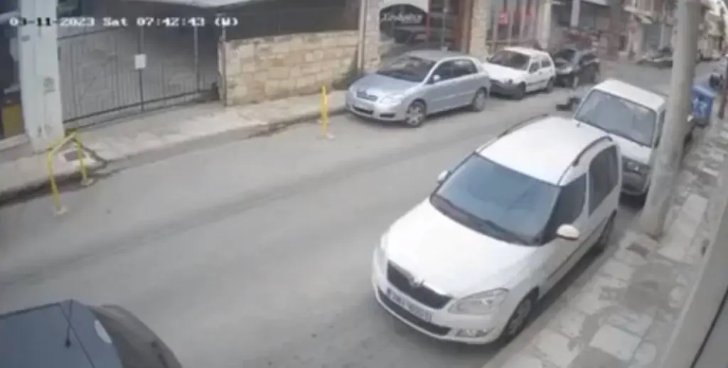 Βίντεο ντοκουμέντο από το σφοδρό τροχαίο στα Χανιά – Ακρωτηριάστηκε 29χρονος οδηγός μηχανής