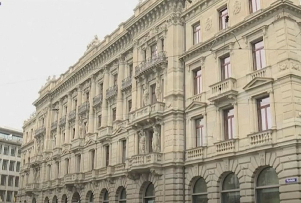 Προχωράει στην εξαγορά της Credit Suisse η UBS με πάνω από 2 δισεκατομύρια δολάρια