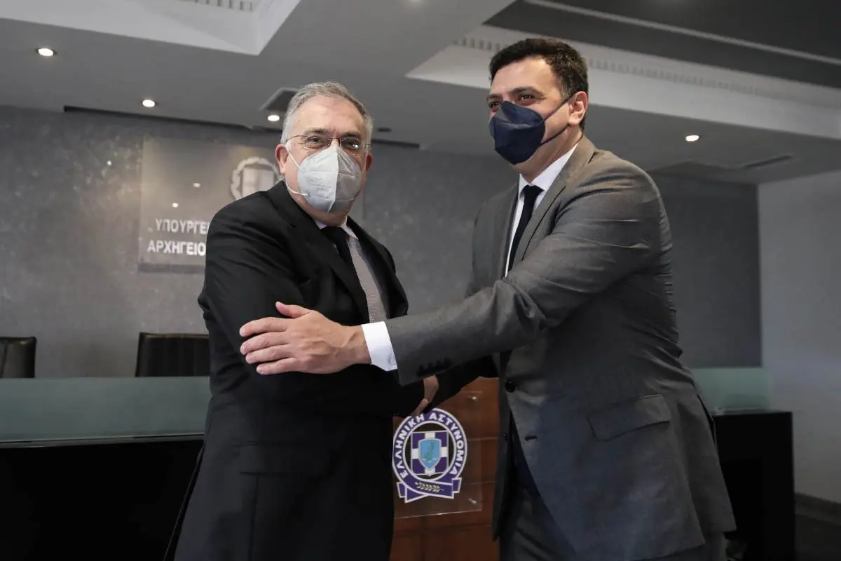 Ενισχύονται με 1118 αστυνομικούς οι πύλες εισόδου της χώρας – Συνεργασία Θεοδωρικάκου – Κικίλια για την ασφάλεια