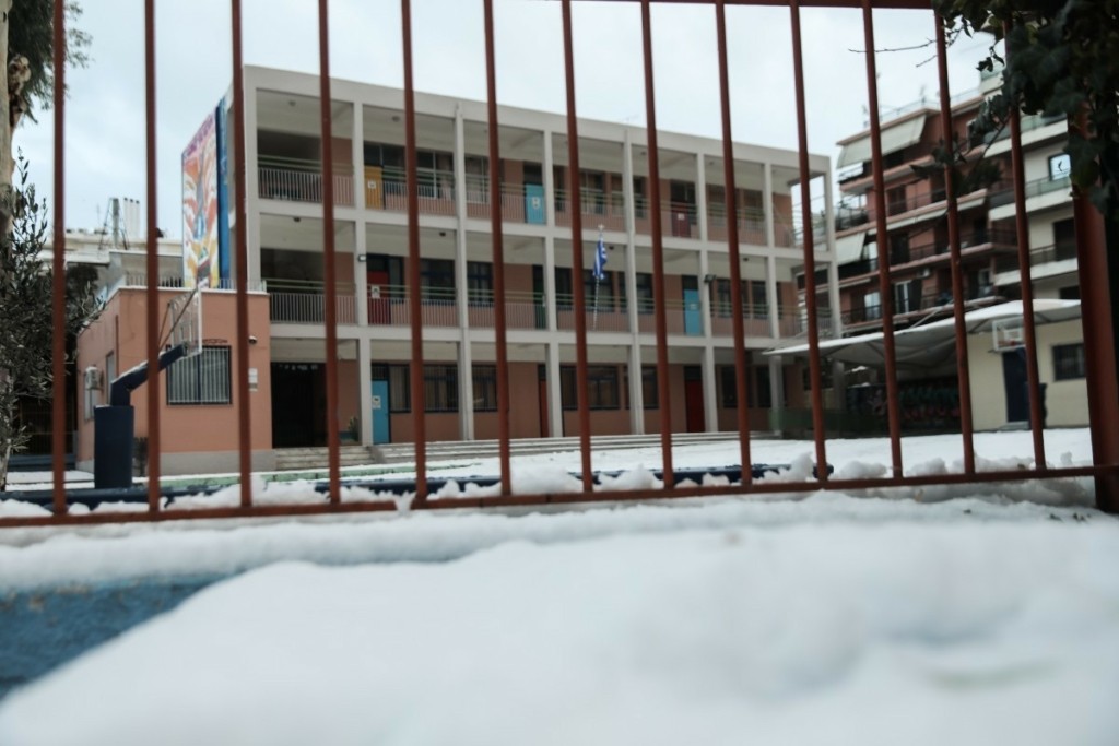 Καταργούνται όλα τα μέτρα κατά του κορονοϊού στα σχολεία – Τι αναφέρει η απόφαση