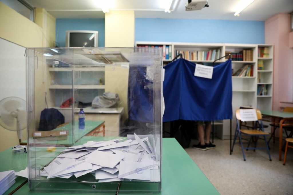 Μικρή η διαφορά ΣΥΡΙΖΑ με ΝΔ – Με ποιον αισθάνονται ασφάλεια οι πολίτες