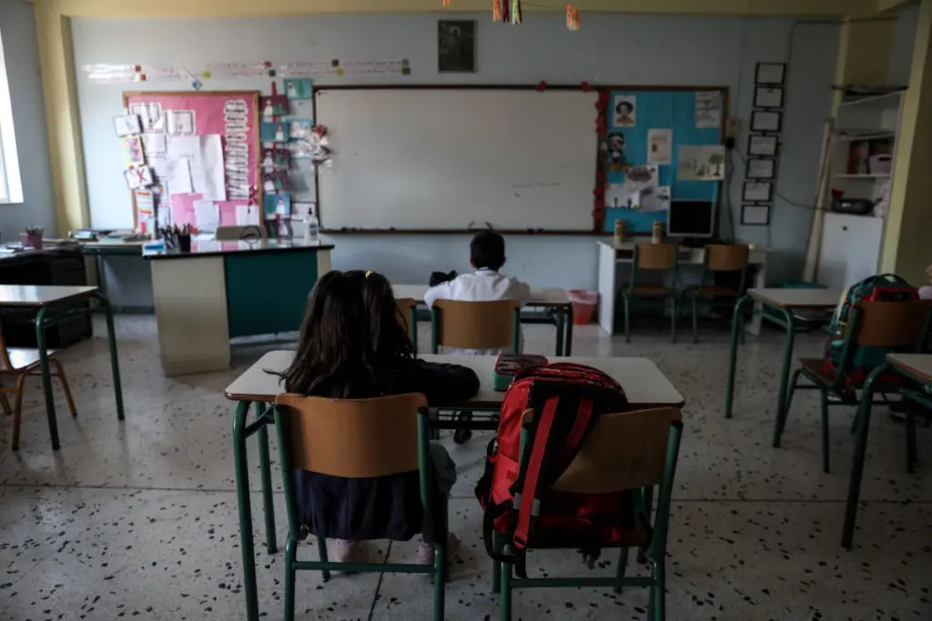 Συγκλονίζουν οι καταγγελίες από καθαρίστριες Κρήτη – Τα ρατσιστικά περιστατικά