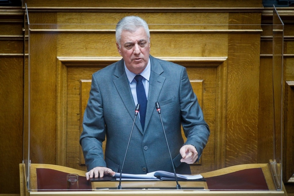 Χαμός στο κόμμα Βελόπουλου – Αποχώρησαν δυο βουλευτές μετά τις κατηγορίες για αποστασία