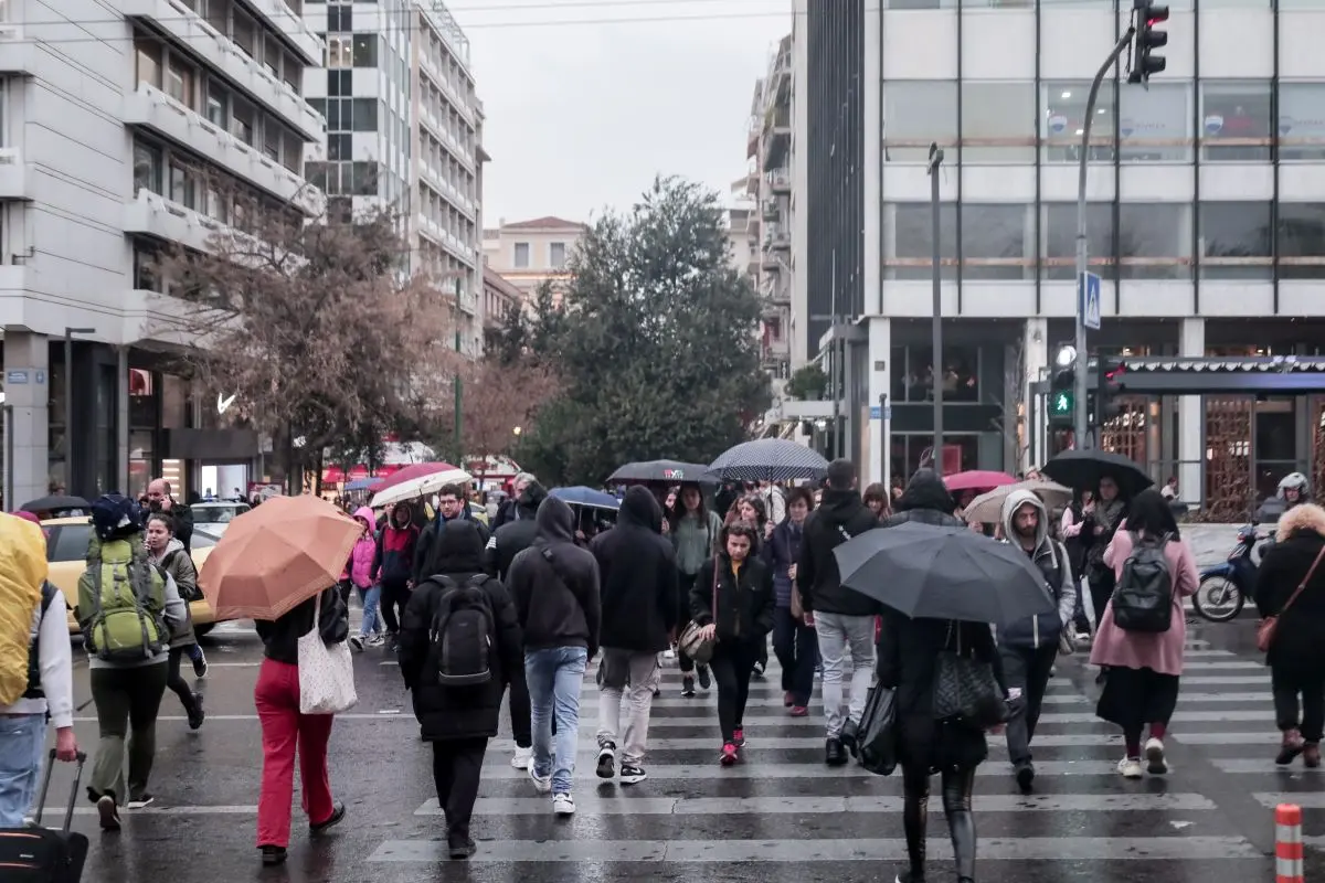 Για βροχές όλη την εβδομάδα μιλά ο Αρνιακός – Πότε θα φτιάξει ο καιρός (vid)