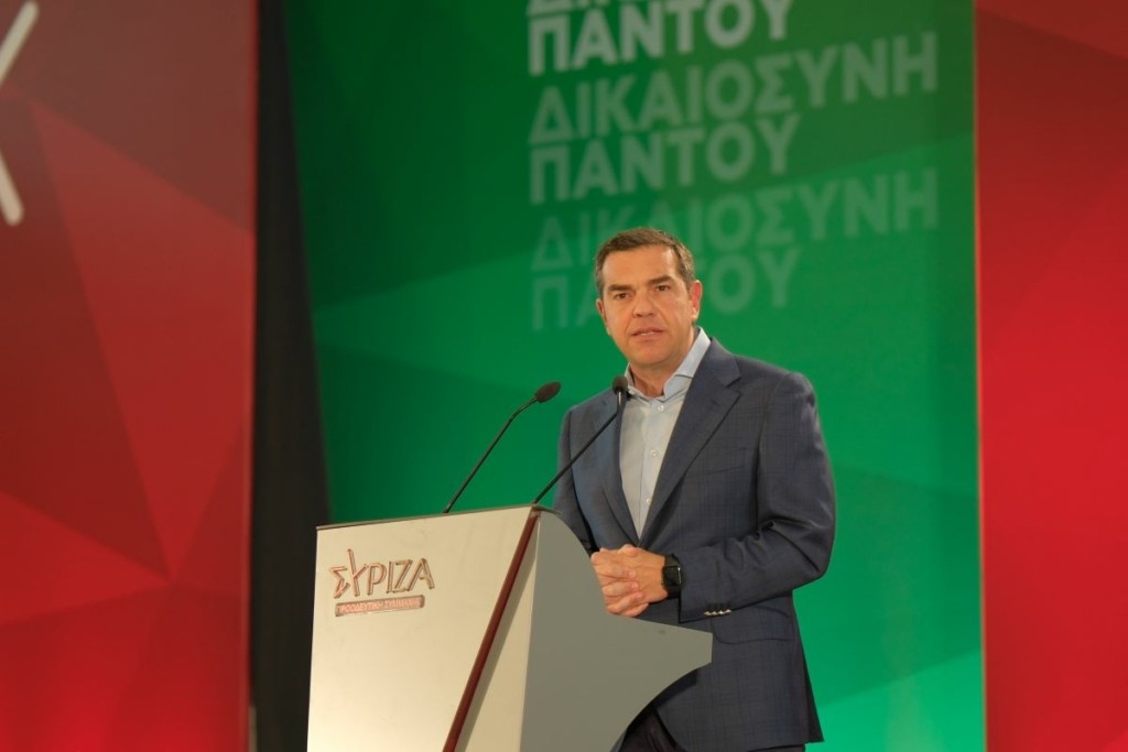 “Θεσμοθέτηση γάμου και δικαίωμα τεκνοθεσίας για όλος” υπόσχεται ο Τσίπρας – “Το ζήτημα ΛΟΑΤΚΙ+ είναι ζήτημα αξιών και ουσίας”