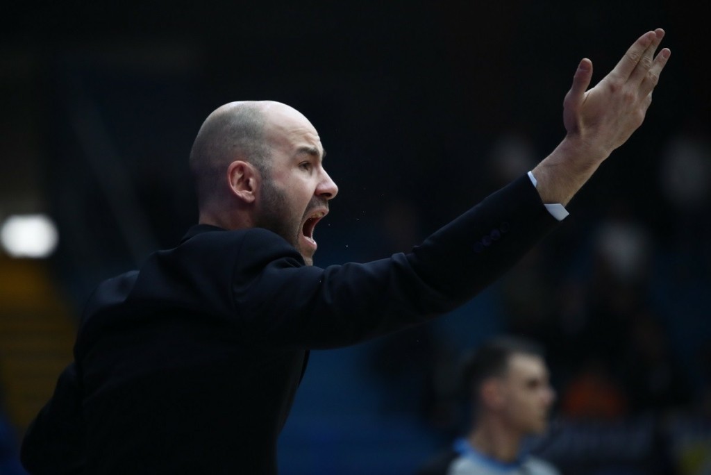 “Χαστούκι” και από Σπανούλη στον Παναθηναϊκό – Νίκησε την ΑΕΚ ο Ολυμπιακός