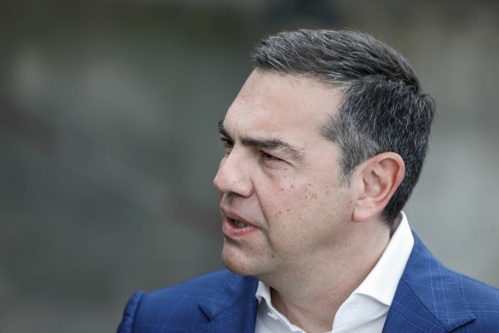 Η ομιλία του Τσίπρα στο Δημοτικό Ωδείο Δράμας – “Βλέπουμε να νομιμοποιείται η διαφθορά”