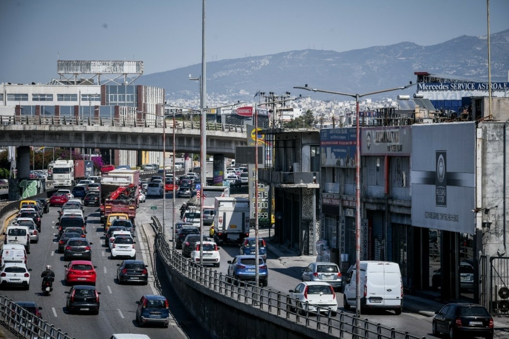 Μαζική η έξοδος των εκδρομέων του Πάσχα και σήμερα – Χαμός σε πλοία, αεροπλάνα και ΚΤΕΛ