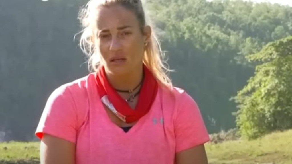 Αποβάλλεται η Αφροδίτη Σκαφίδα από το Survivor All Star μετά τη διαρροή βίντεο που παίρνει φαγητό από ντόπιο (vids)