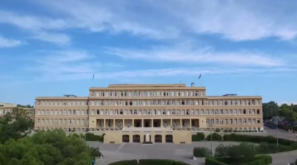 Μήνυση στο Αρσάκειο θα κάνουν οι γονείς του 15χρονου θύματος bullying – Συνεδριάζει το σχολείο