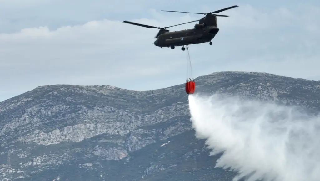 Συγκλονίζει βίντεο της αεροπορίας από τις δοκιμαστικές πτήσεις αεροπυρόσβεσης