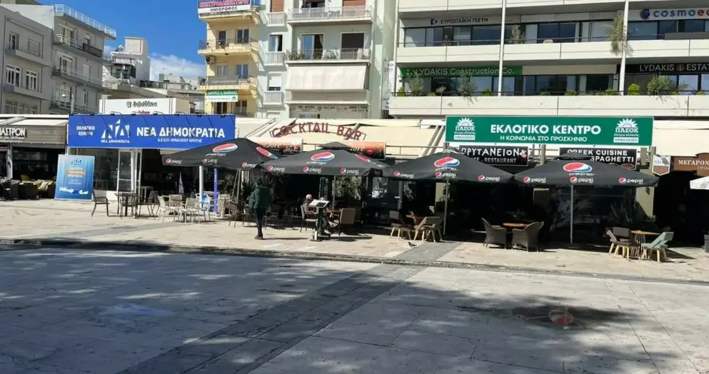 Εκλογές 2023: Οι “αιώνιοι αντίπαλοι” δίπλα-δίπλα στην Κρήτη – Η εικόνα με ΝΔ και ΠΑΣΟΚ που κάνει εντύπωση