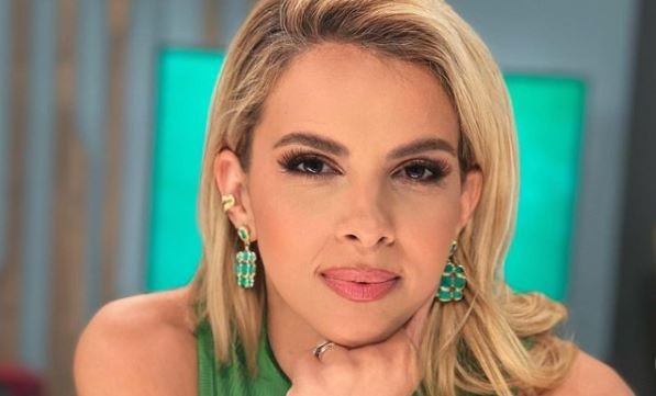 Αυτή είναι η υπέροχη μητέρα της Τζένης Μελιτά – Μοιάζουν απίστευτα! (pics)