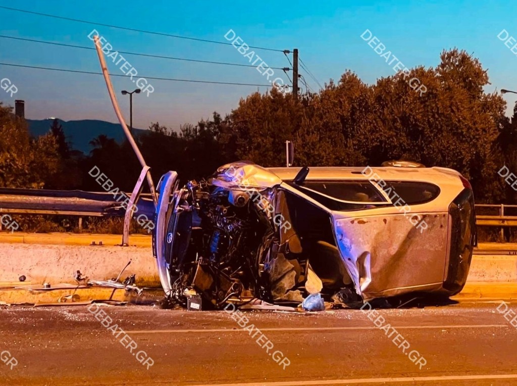 Φοβερό τροχαίο στην Πέτρου Ράλλη – Προβλήματα στην κυκλοφορία