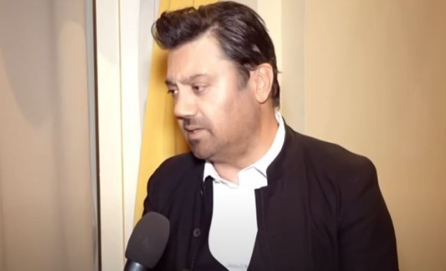 Γιώργος Θεοφάνους: “Αν πίκρανα κάποιον συγγνώμη, η τηλεόραση με έκανε να φαίνομαι έτσι” (vids)