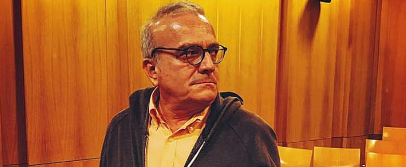 Άρης Δαβαράκης – Το βιογραφικό, η ηλικία, τα τραγούδια, οι στίχοι, η φυλακή και η σχέση με τον Μάνο Χατζιδάκι