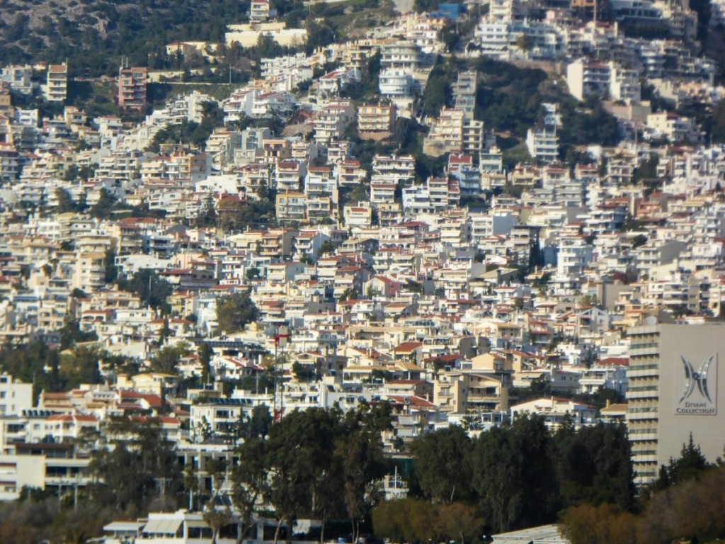 “Εξοικονομώ – Ανακαινίζω για Νέους”: Πότε ανοίγει η πλατφόρμα – Τα κριτήρια για την αίτηση