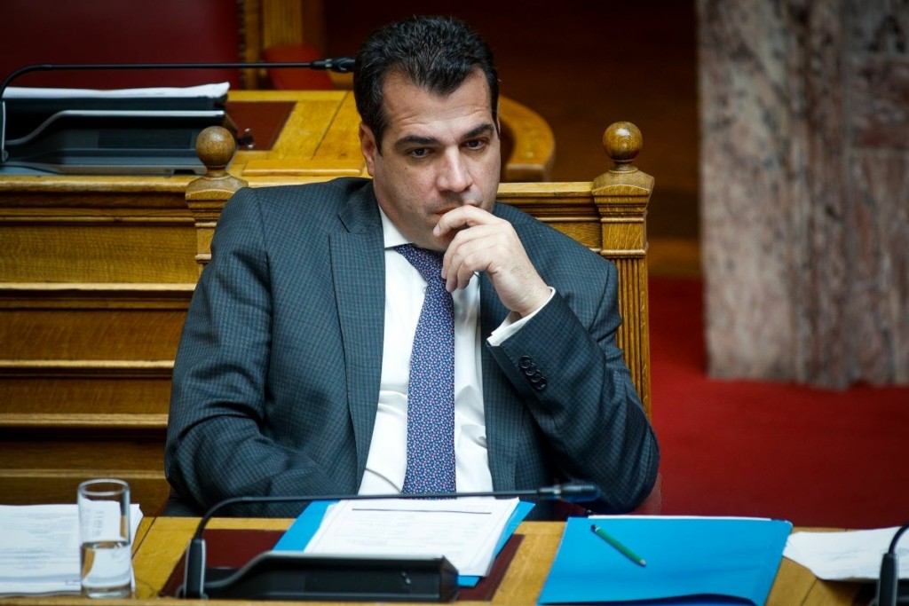 Θάνος Πλεύρης: Ο Όθωνας Ηλιόπουλος προσχώρησε στη “γραμμή Πολάκη” για τους εμβολιασμούς κατά του κορονοϊού