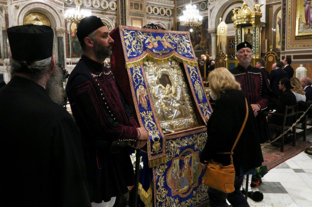 Άξιον Εστί: Παράταση της παραμονής της εικόνας στην Μητρόπολη Αθηνών