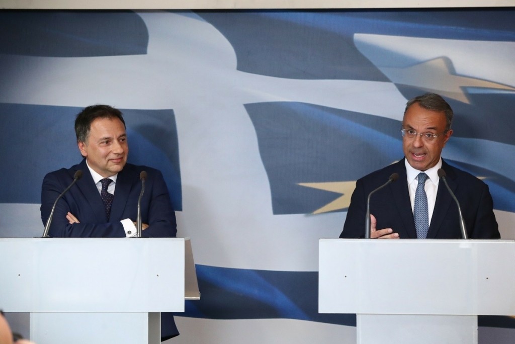 Η τελετή παράδοσης παραλαβής στο υπουργείο Οικονομικών – Ανέλαβε καθήκοντα ο Θόδωρος Πελαγίδης