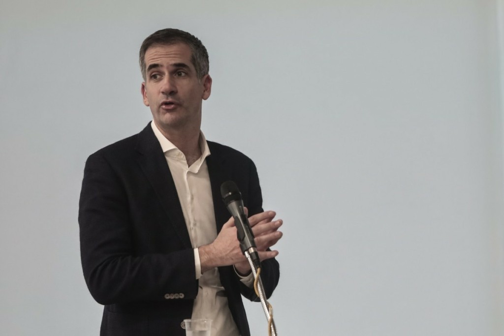 Ο Μπακογιάννης τρόλαρε την Τσαπανίδου – «Μάνα Ντόρα έλα με φόρα» (vid)