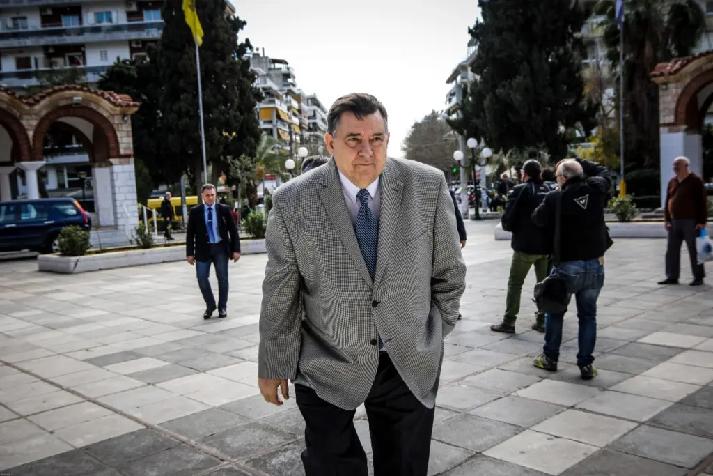 Ο Γιώργος Καρατζαφέρης στο DEBATER για το αποψινό debate – «Τότε ήταν κωμωδία, τώρα τραγωδία»