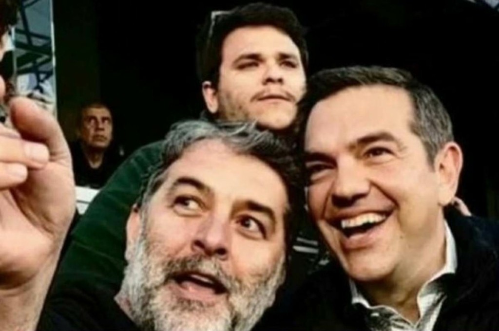 Αλέξης Τσίπρας και Βασίλης Μπισμπίκης μαζί στη Λεωφόρο για τον αγώνα ΠΑΟ – ΑΕΚ (pic)