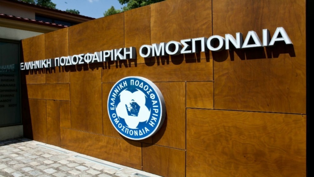 Επιτέθηκαν και χτύπησαν την γυναίκα του Μάνταλου – Πήρε θέση η ΕΠΟ