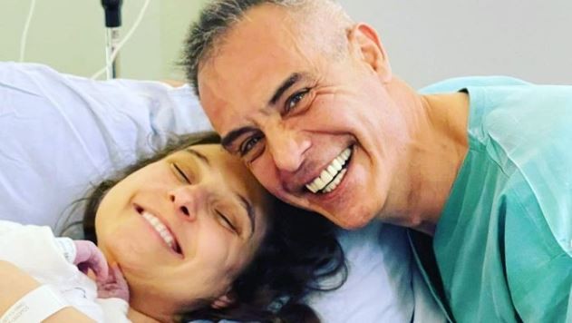 Φωτεινή Αθερίδου: Όλες οι λεπτομέρειες για τον τοκετό – Σε ποιον μοιάζει το μωρό; (vid)