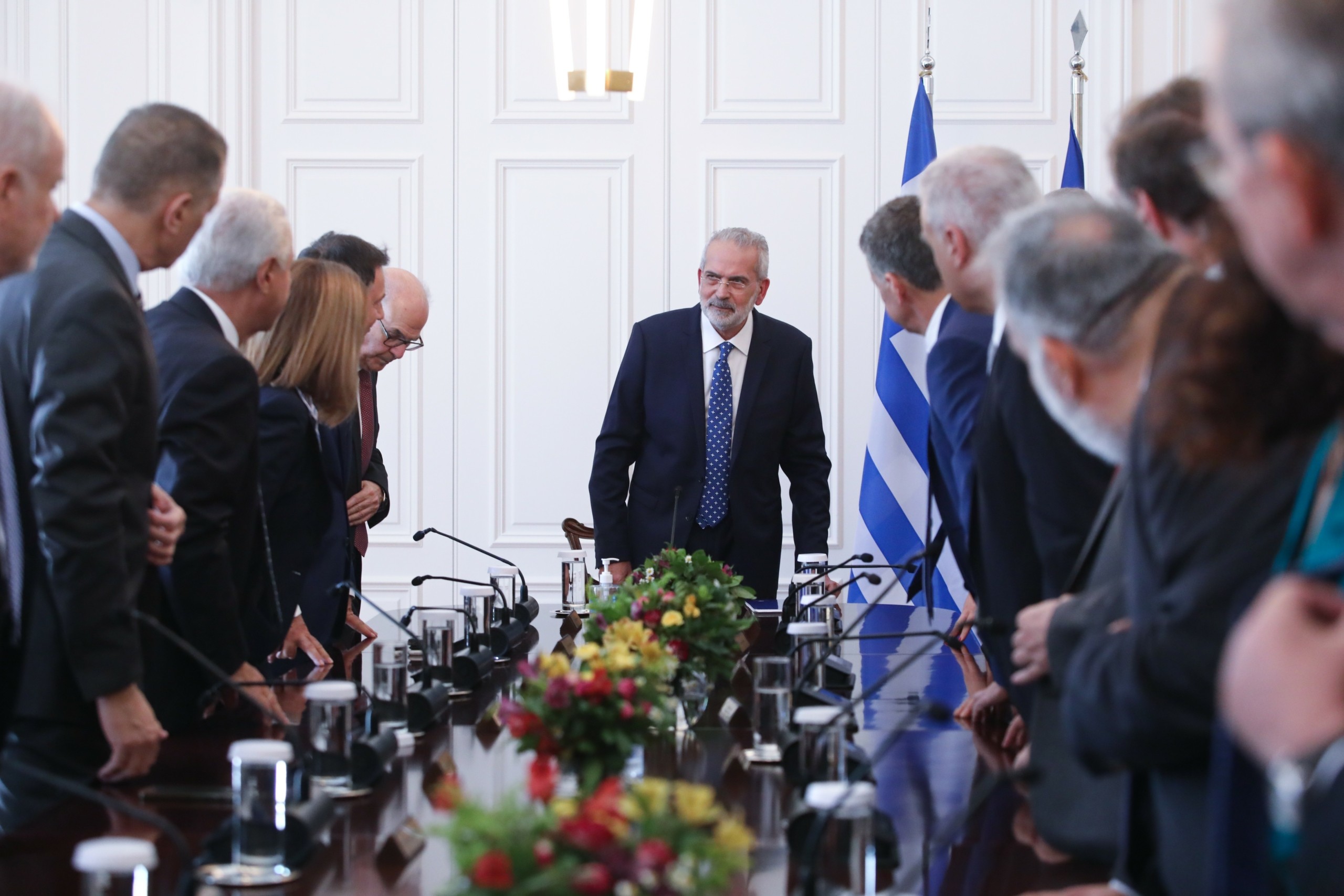 Έπιασε δουλειά η υπηρεσιακή κυβέρνηση: Στις 12:30 συνεδριάζει εκ νέου το υπουργικό συμβούλιο – Η πορεία προς τις εκλογές